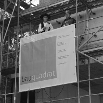 bauquadrat - Richtfest Steinachtalschule